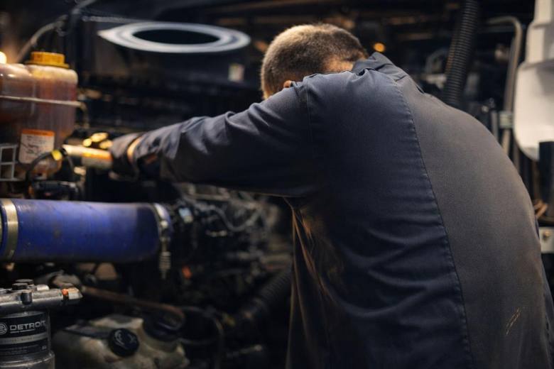 Express Navigators in-house mechanic